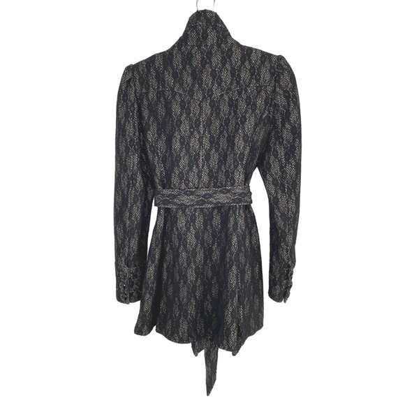 Bebe Jacket - Picture 4 of 5